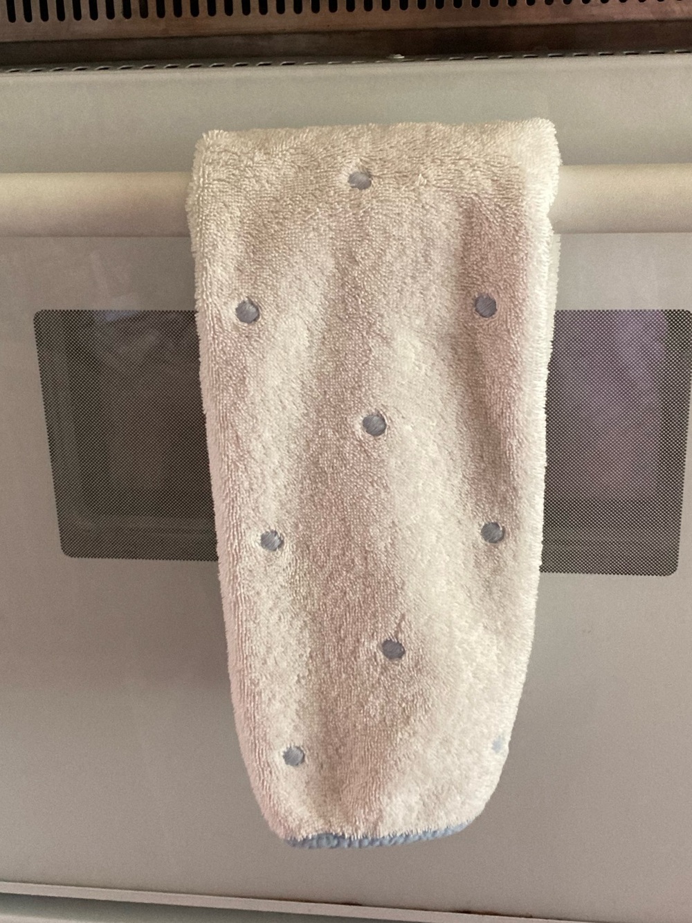 Yves Delorme vintage hand towel - Picture 3 of 6